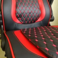 Кресло геймерское Barneo K-37 (черная экокожа красные вставки) в Салехарде - salekhard.mebel24.online | фото