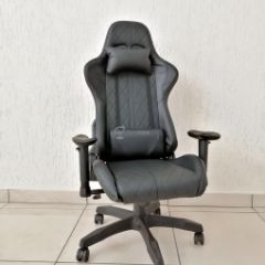 Кресло геймерское Barneo K-52 (черная экокожа черные вставки) в Салехарде - salekhard.mebel24.online | фото 1