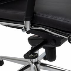 Офисное кресло для руководителей DOBRIN ARNOLD LMR-103F чёрный в Салехарде - salekhard.mebel24.online | фото 8