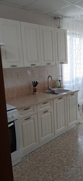 Кухня модульная Луксор серый-кремовый в Салехарде - salekhard.mebel24.online | фото 2